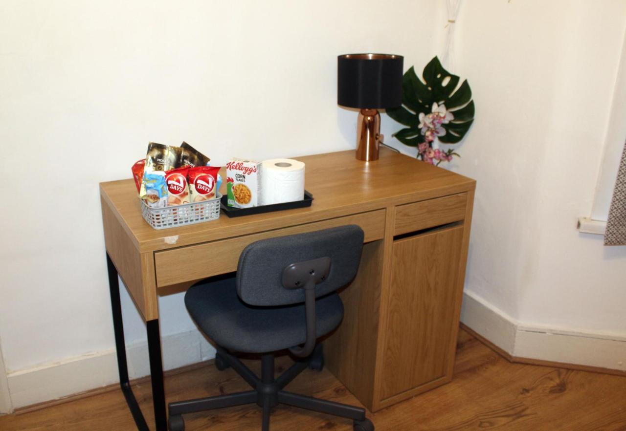 Cozy Or In Townhouse Fast Links To Central Londra